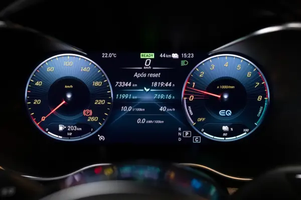 Mercedes-Benz GLC 300 e 4Matic 9G-TRONIC AMG Line 18