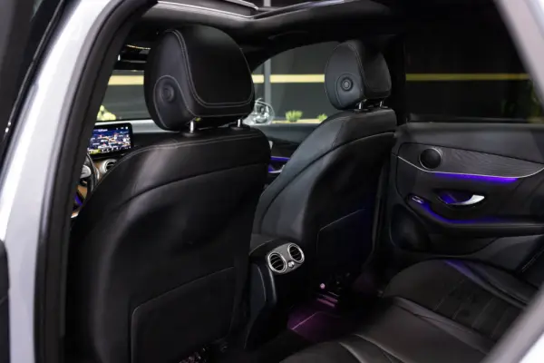 Mercedes-Benz GLC 300 e 4Matic 9G-TRONIC AMG Line 35