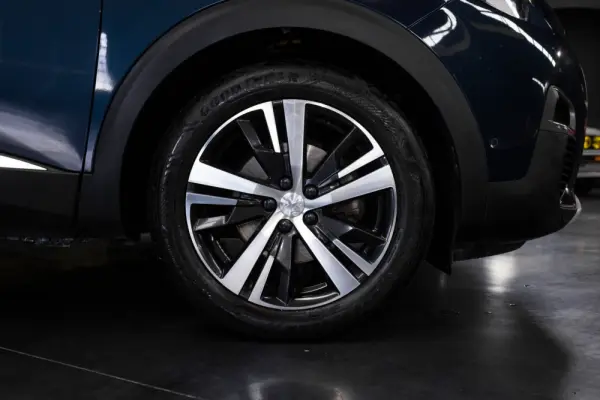 Peugeot 5008 1.6 BlueHDi GT Line EAT6 12