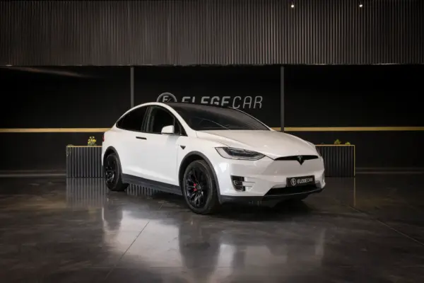 Tesla Model X Long Range 2