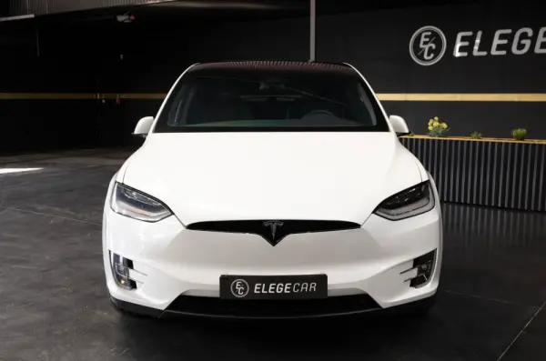 Tesla Model X Long Range 6