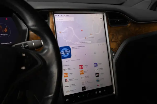 Tesla Model X Long Range 28