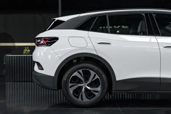 Volkswagen ID.4 52 kWh Pure City 6