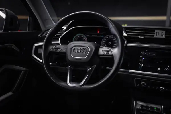 Audi Q3 Sportback 45 TFSIe S tronic 14