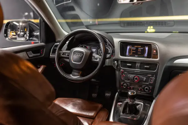 Audi Q5 2.0 TDI Exclusive 9