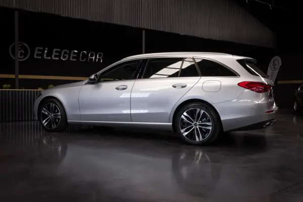 Mercedes-Benz C 300 e 9G-TRONIC Avantgarde Advanced 5