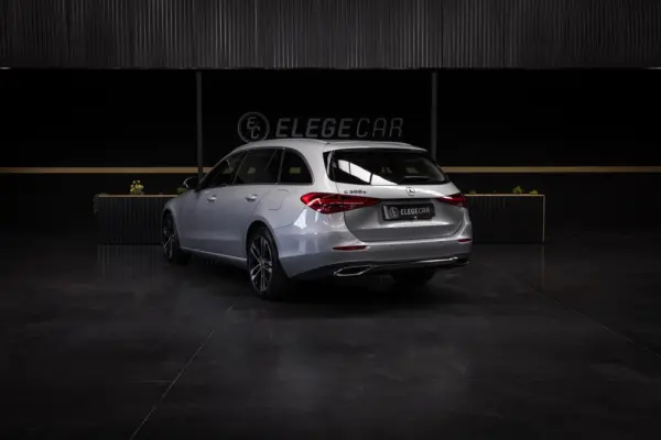 Mercedes-Benz C 300 e 9G-TRONIC Avantgarde Advanced 7
