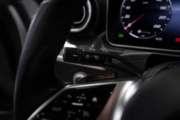 Mercedes-Benz C 300 e 9G-TRONIC Avantgarde Advanced 19