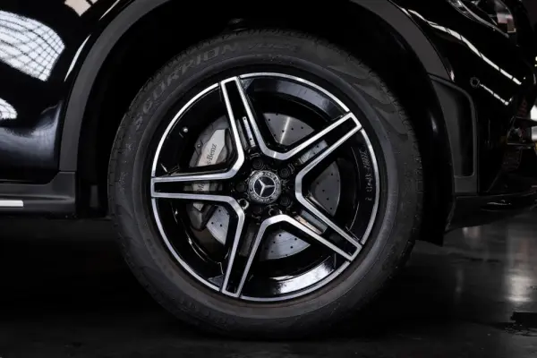 Mercedes-Benz GLC 300 e Coupe 4Matic 9G-TRONIC AMG Line 5