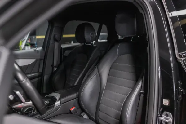 Mercedes-Benz GLC 300 e Coupe 4Matic 9G-TRONIC AMG Line 34