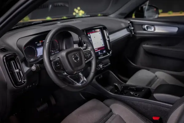 Volvo XC 40 1.5 T4 PHEV Core 12