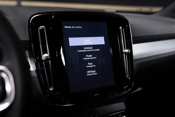 Volvo XC 40 1.5 T4 PHEV Core 25