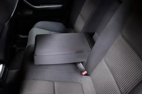 Audi A4 Avant 2.0 TDI S-line 25