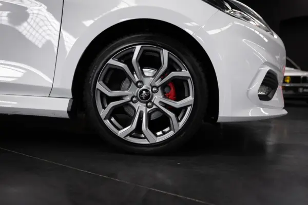 Ford Fiesta 1.0 EcoBoost ST-Line 6