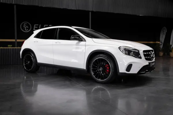 Mercedes-Benz GLA 180 Style Aut. 2