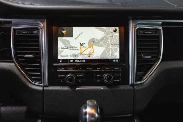 Porsche Macan S PDK 23