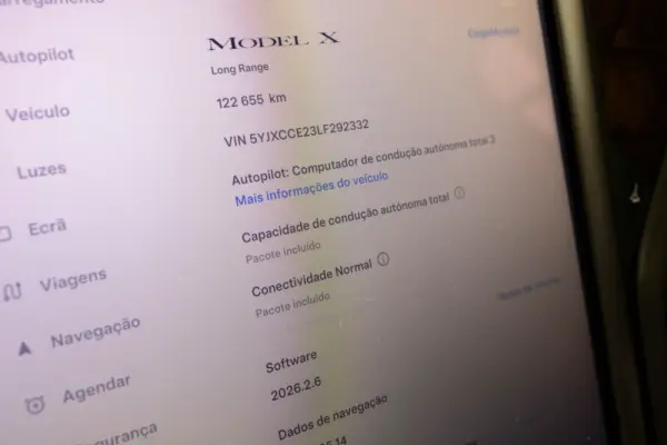 Tesla Model X Long Range 30