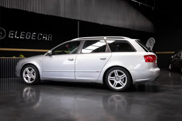 Audi A4 Avant 2.0 TDI S-line 6