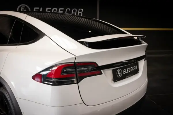 Tesla Model X Long Range 11