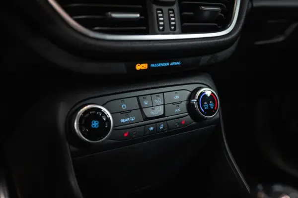 Ford Fiesta 1.0 EcoBoost ST-Line 23