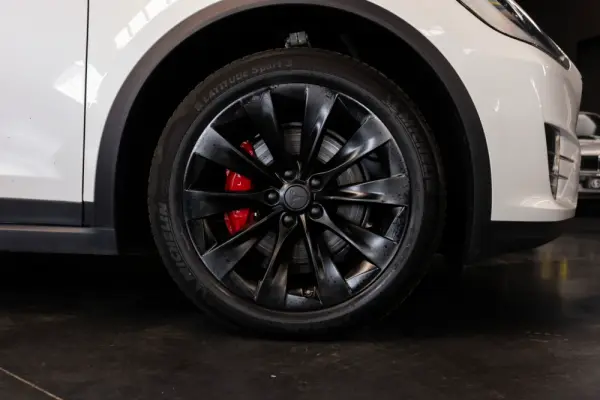 Tesla Model X Long Range 9