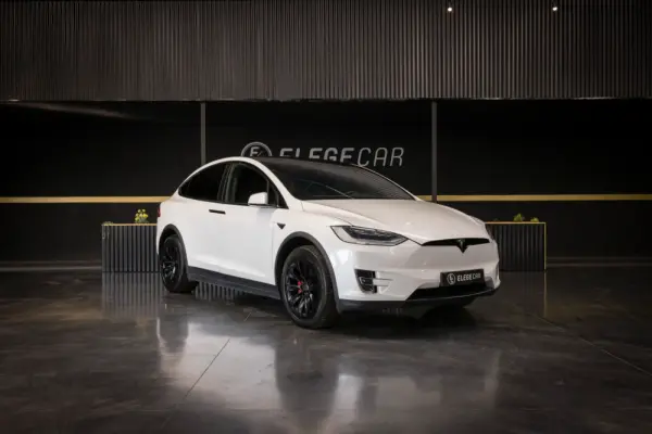 Tesla Model X Long Range 2