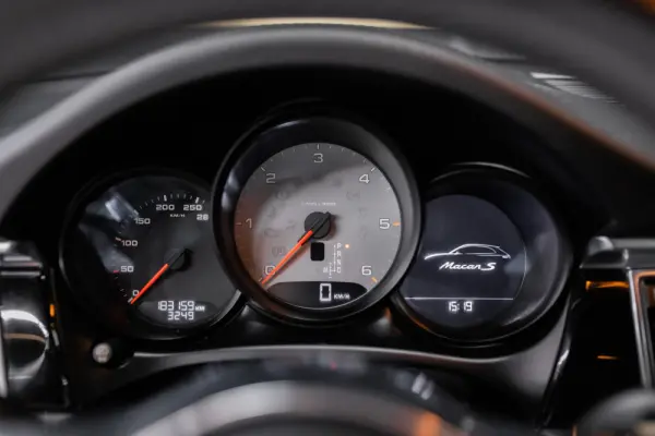 Porsche Macan S PDK 20