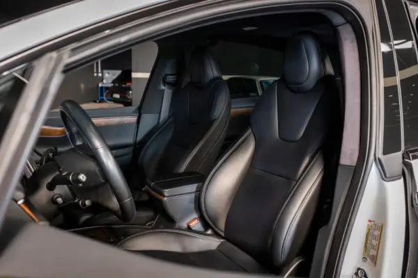 Tesla Model X Long Range 34