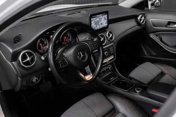 Mercedes-Benz GLA 180 Style Aut. 14