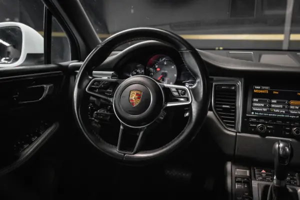 Porsche Macan S PDK 14