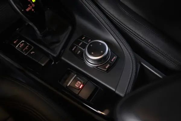 BMW X2 18 i sDrive Auto Advantage 25