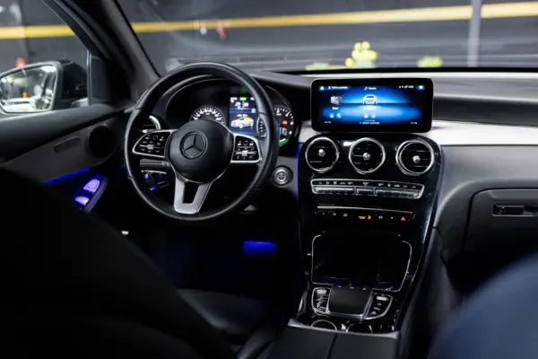 Mercedes-Benz GLC 300 de Coupé 4Matic 16