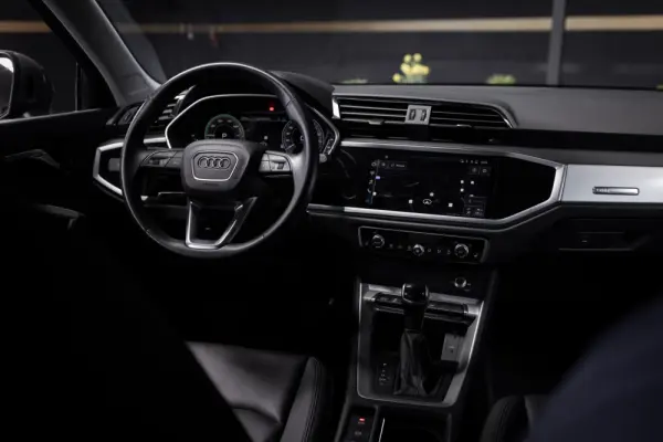Audi Q3 Sportback 45 TFSIe S tronic 13