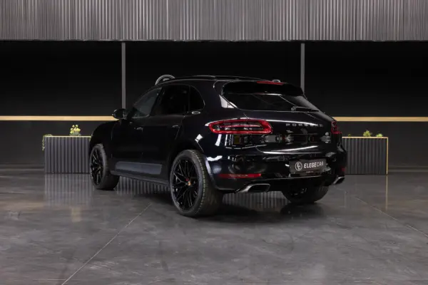 Porsche Macan PDK 8