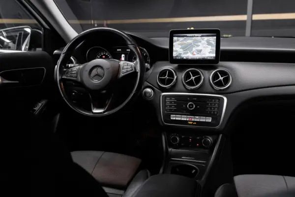 Mercedes-Benz GLA 180 Style Aut. 13