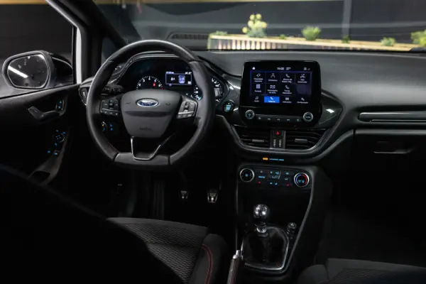 Ford Fiesta 1.0 EcoBoost ST-Line 13