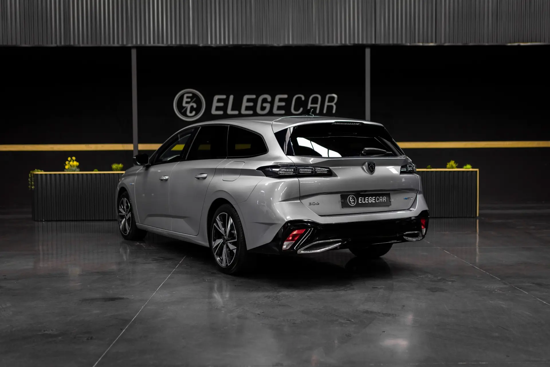Peugeot 308 SW 1.6 Hybrid Allure Pack e-EAT8 10