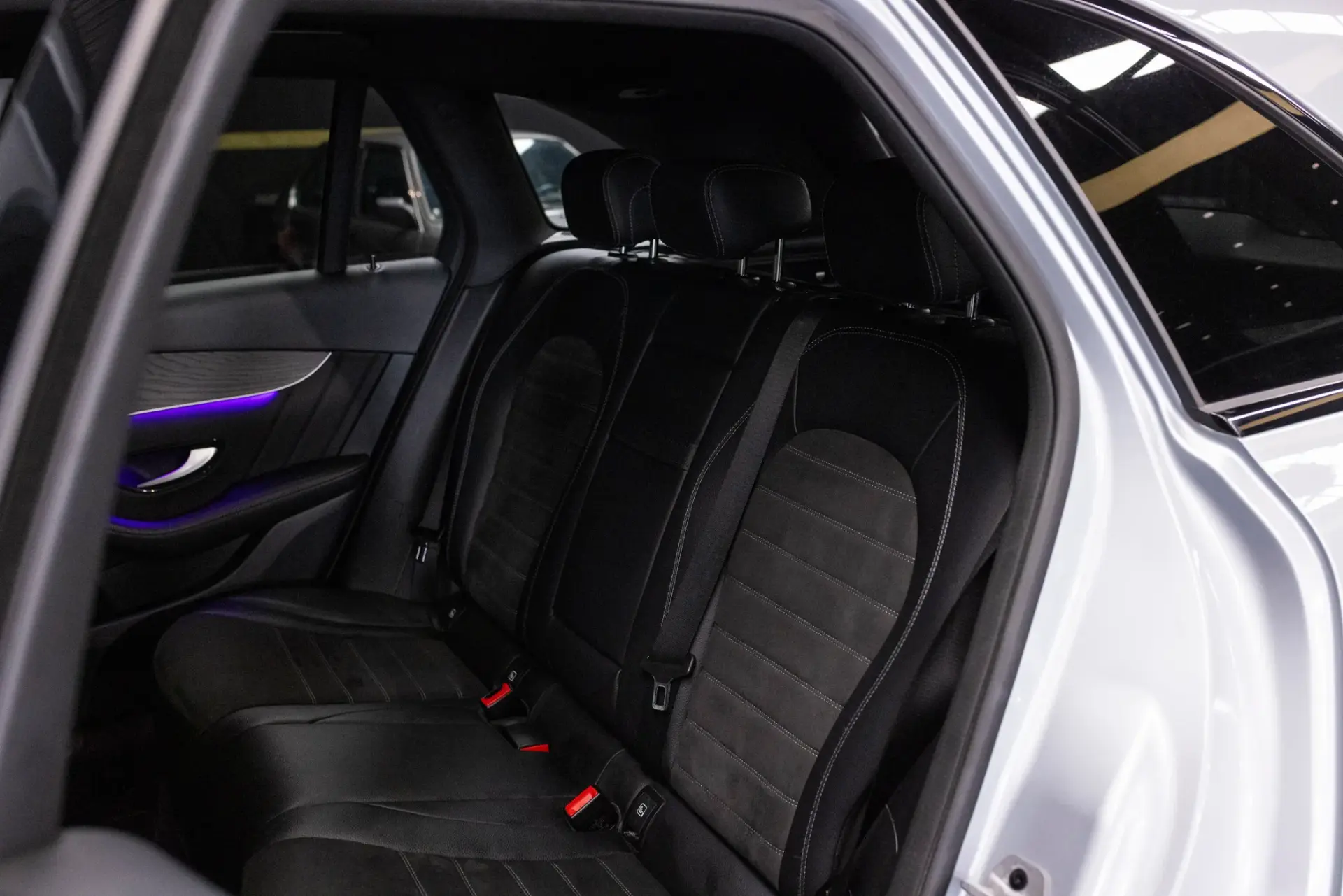 Mercedes-Benz GLC 300 e 4Matic 9G-TRONIC AMG Line 34