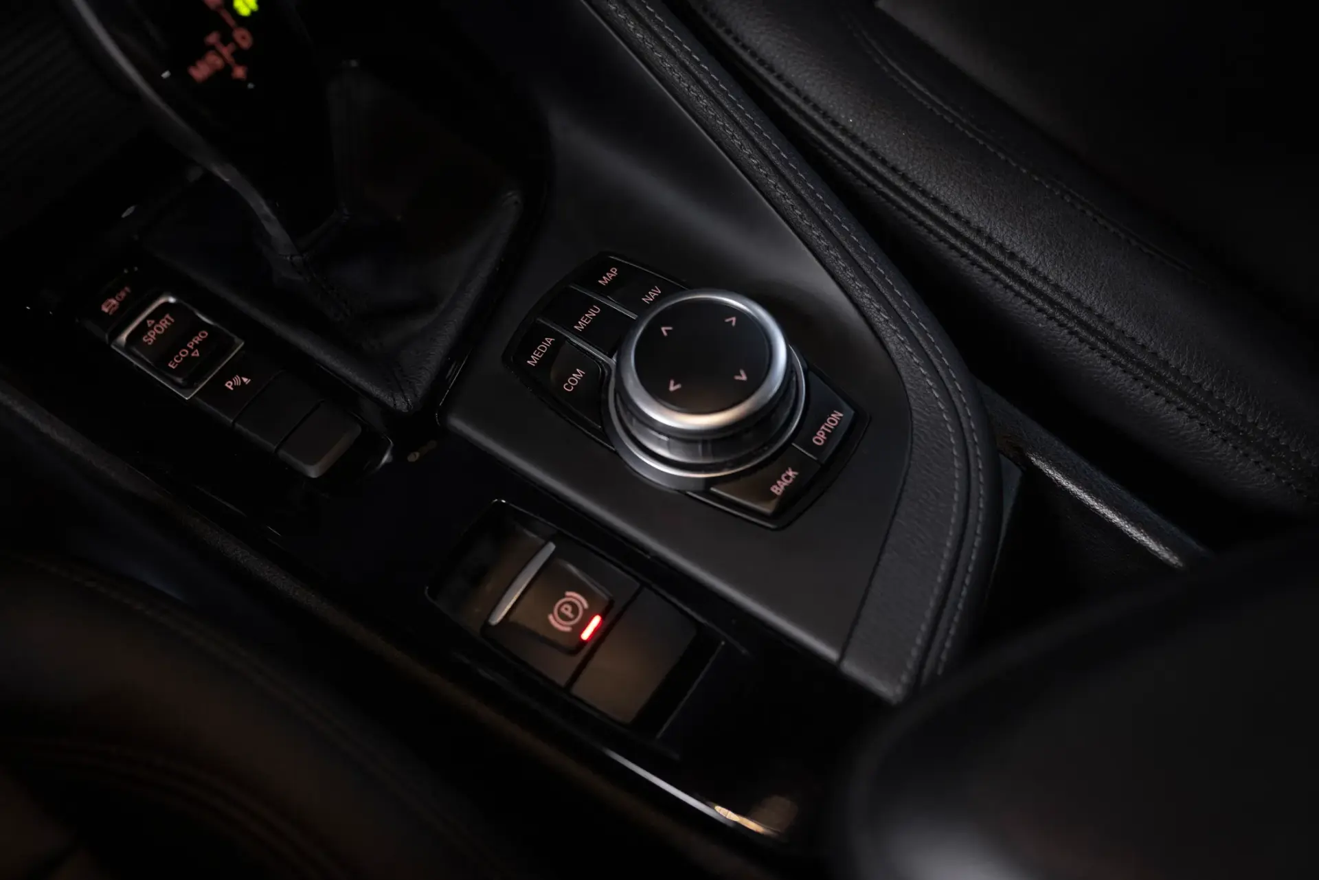BMW X2 18 i sDrive Auto Advantage 28