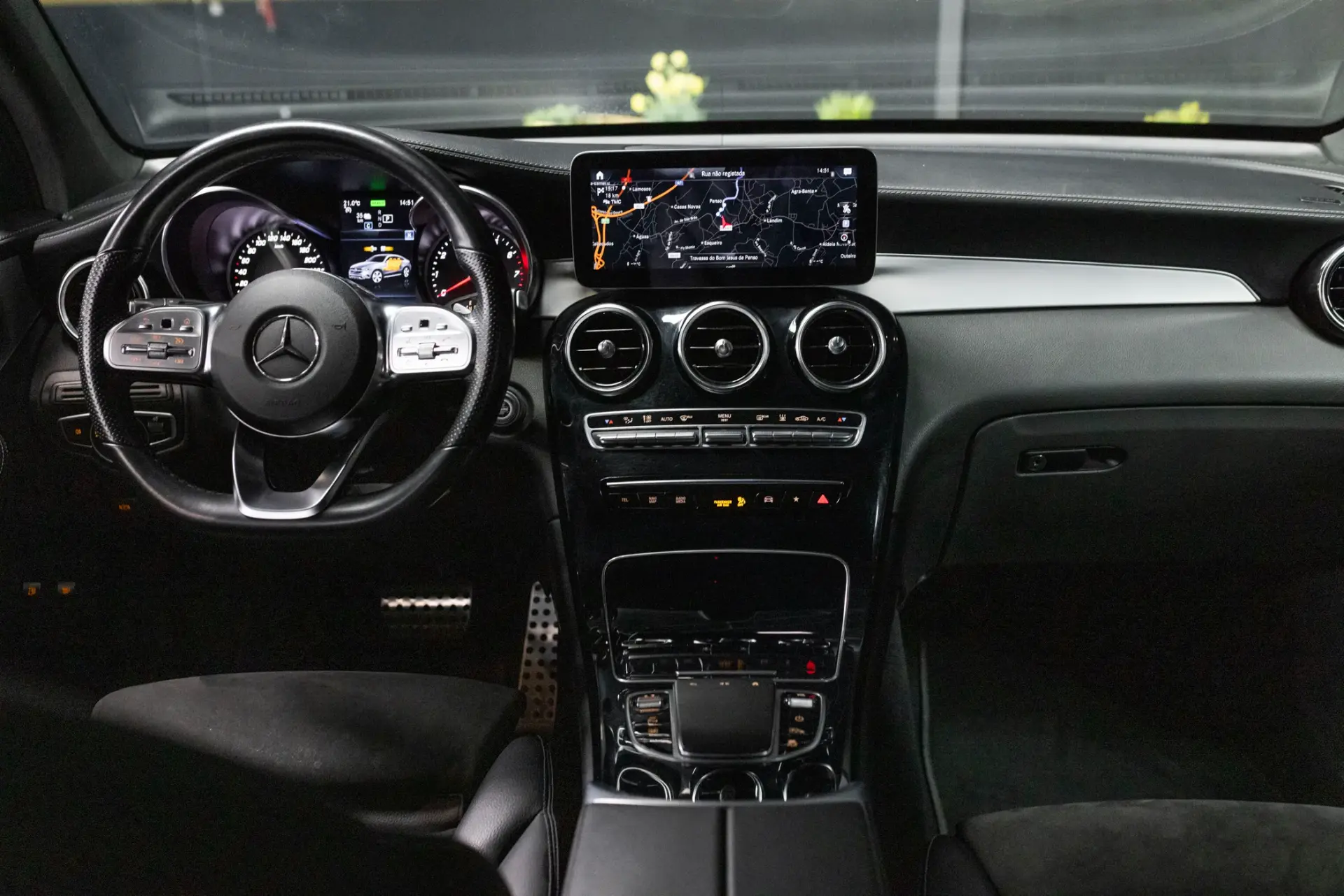 Mercedes-Benz GLC 300 e Coupe 4Matic 9G-TRONIC AMG Line 15