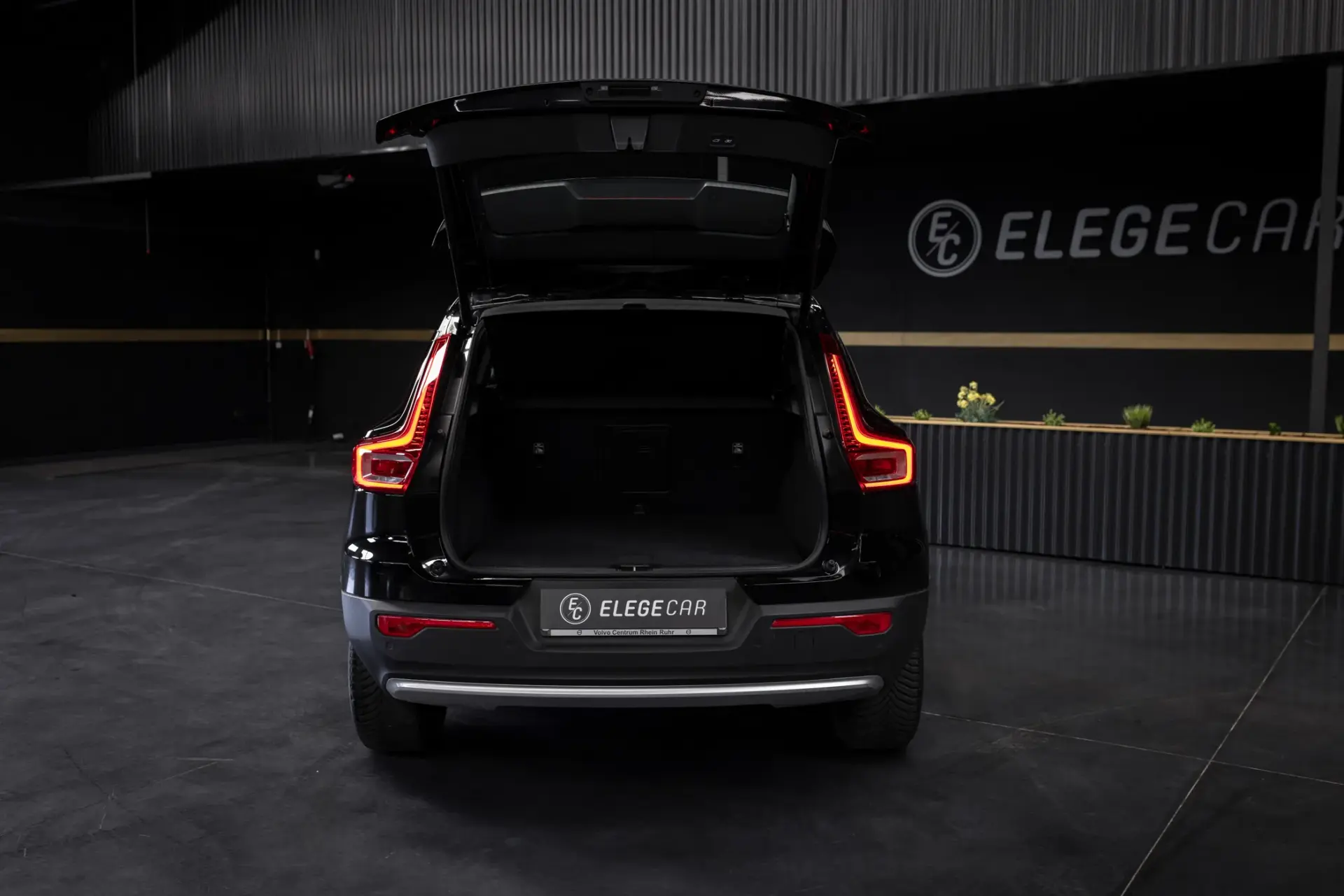 Volvo XC 40 1.5 T4 PHEV Core 9