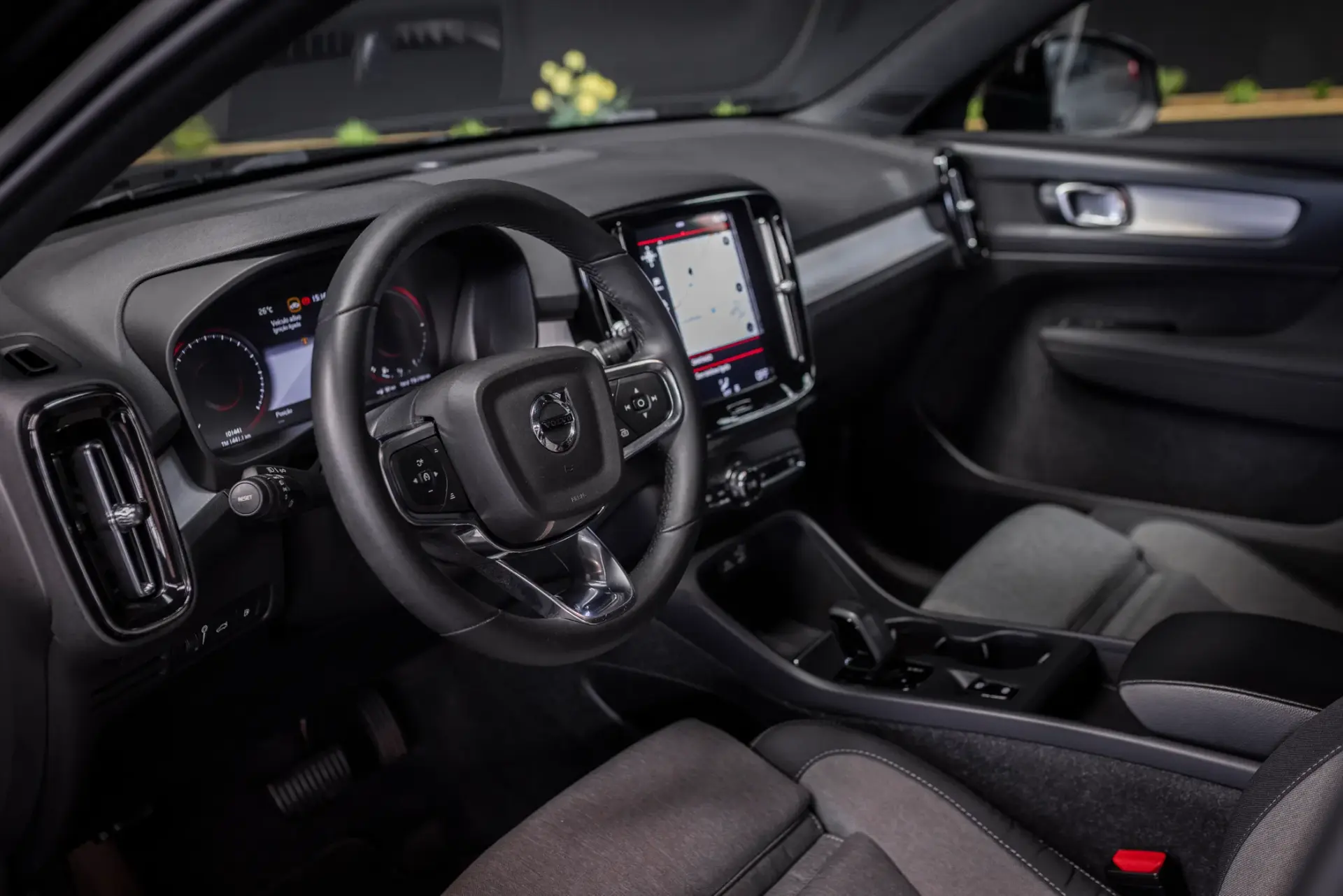 Volvo XC 40 1.5 T4 PHEV Core 12