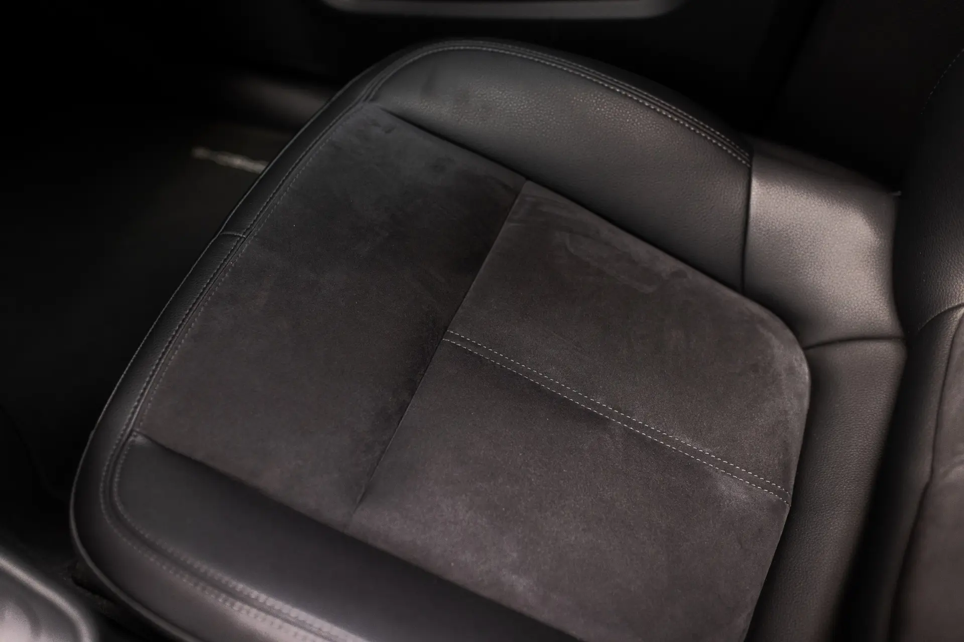 Porsche Macan PDK 32