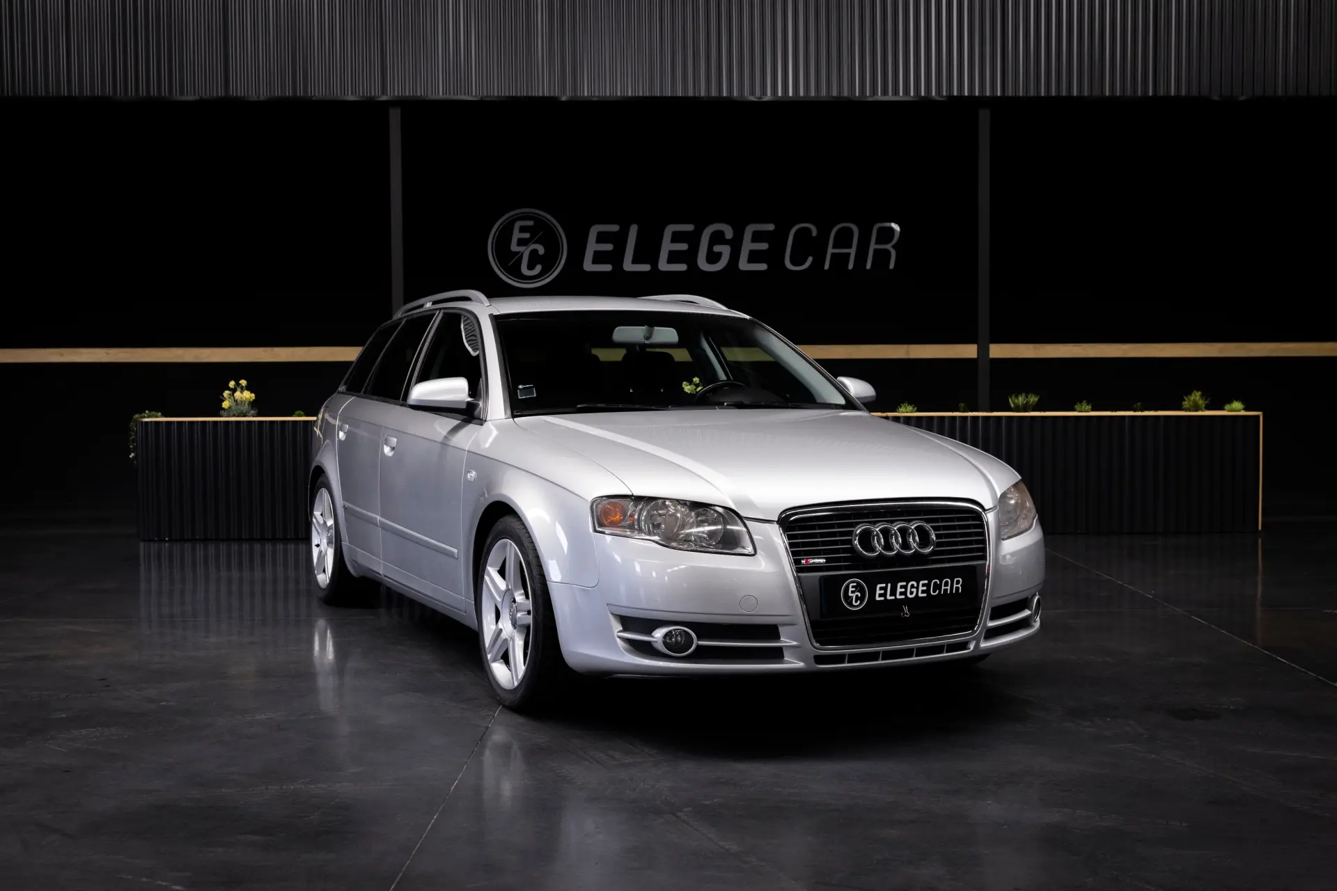 Audi A4 Avant 2.0 TDI S-line 1