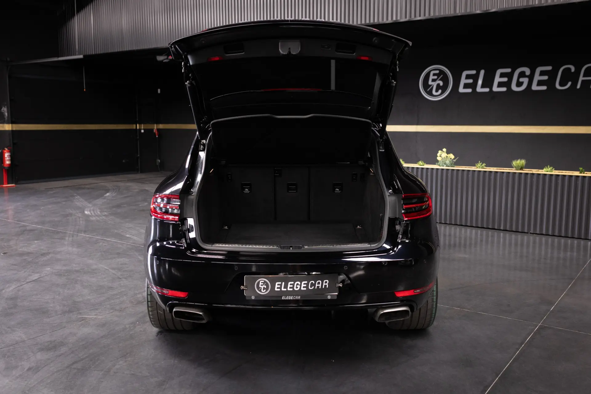 Porsche Macan PDK 9