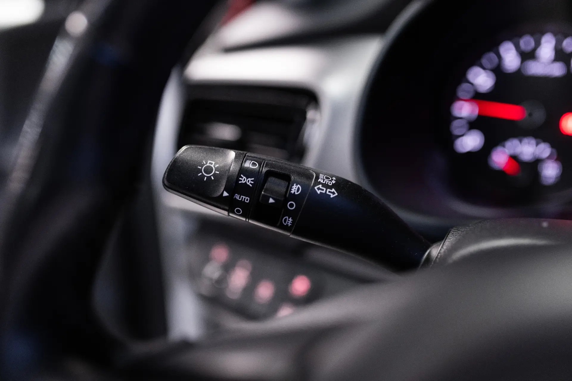 Kia Stonic 1.0 T-GDi Tech 17