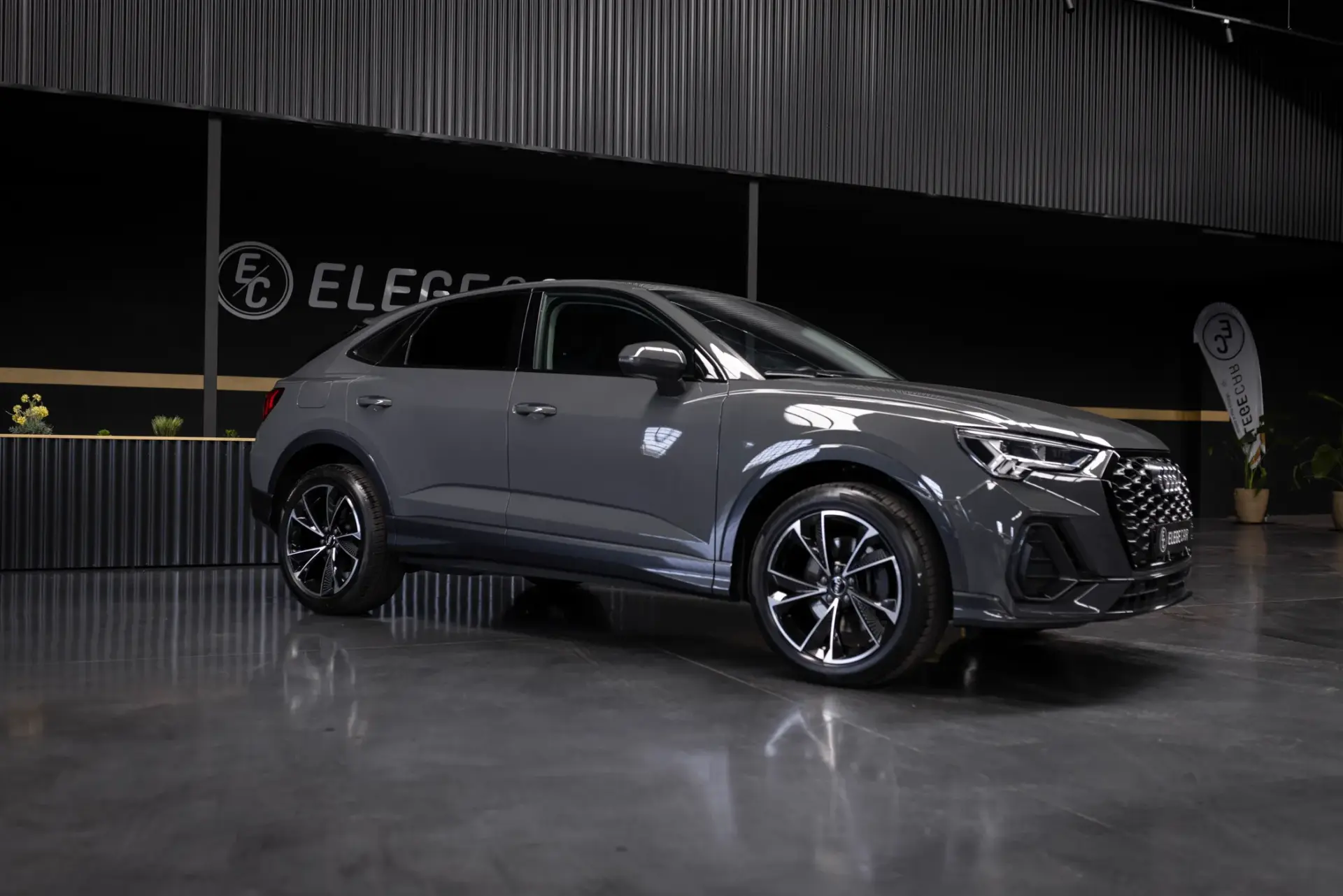 Audi Q3 Sportback 45 TFSIe S tronic 2