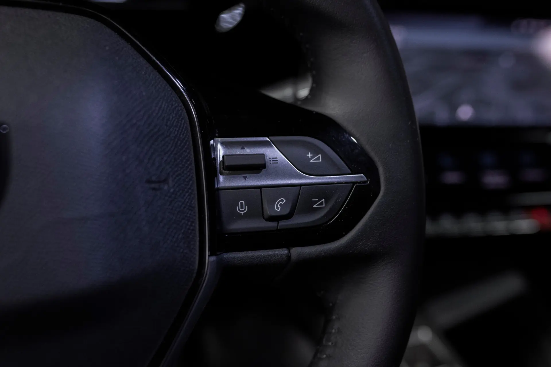 Peugeot 308 SW 1.6 Hybrid Allure Pack e-EAT8 16