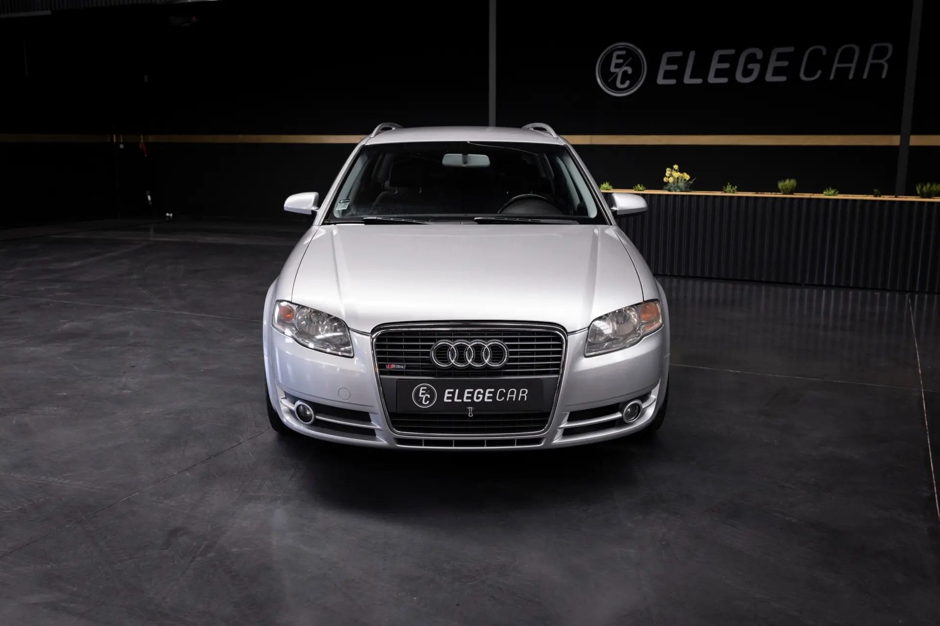 Audi A4 Avant 2.0 TDI S-line 5
