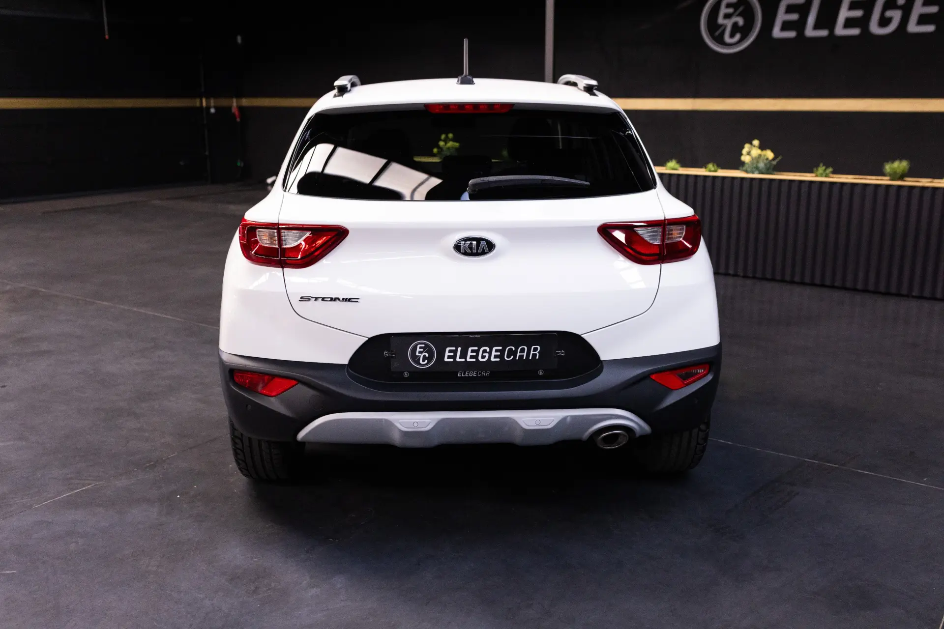 Kia Stonic 1.0 T-GDi Tech 8